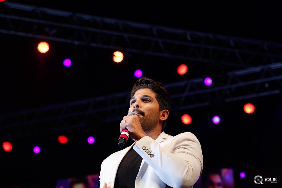 Sarrainodu-Movie-Audio-Celebrations